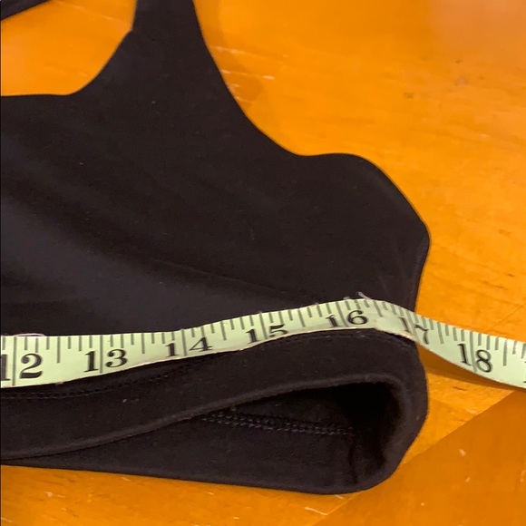 XL Black Sports Bra - Picture 6 of 6